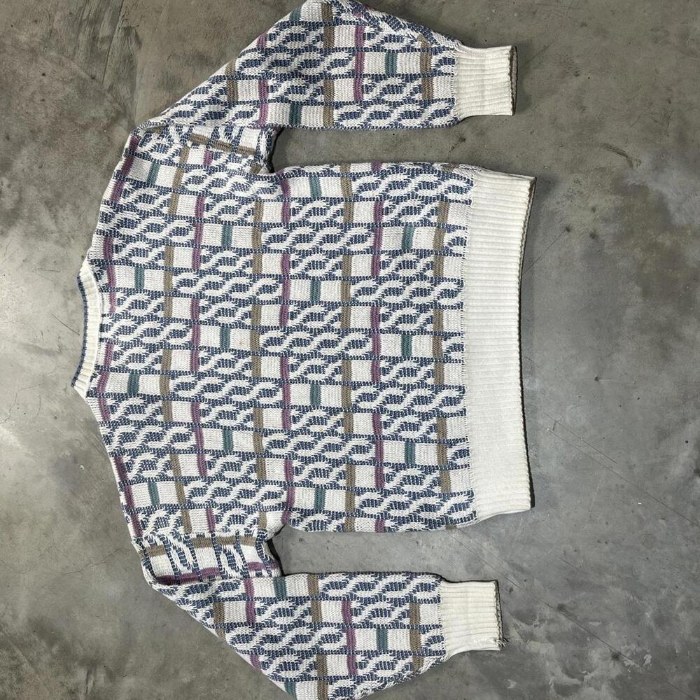 Vintage Preowned Medium Patterned Sweater - image 4